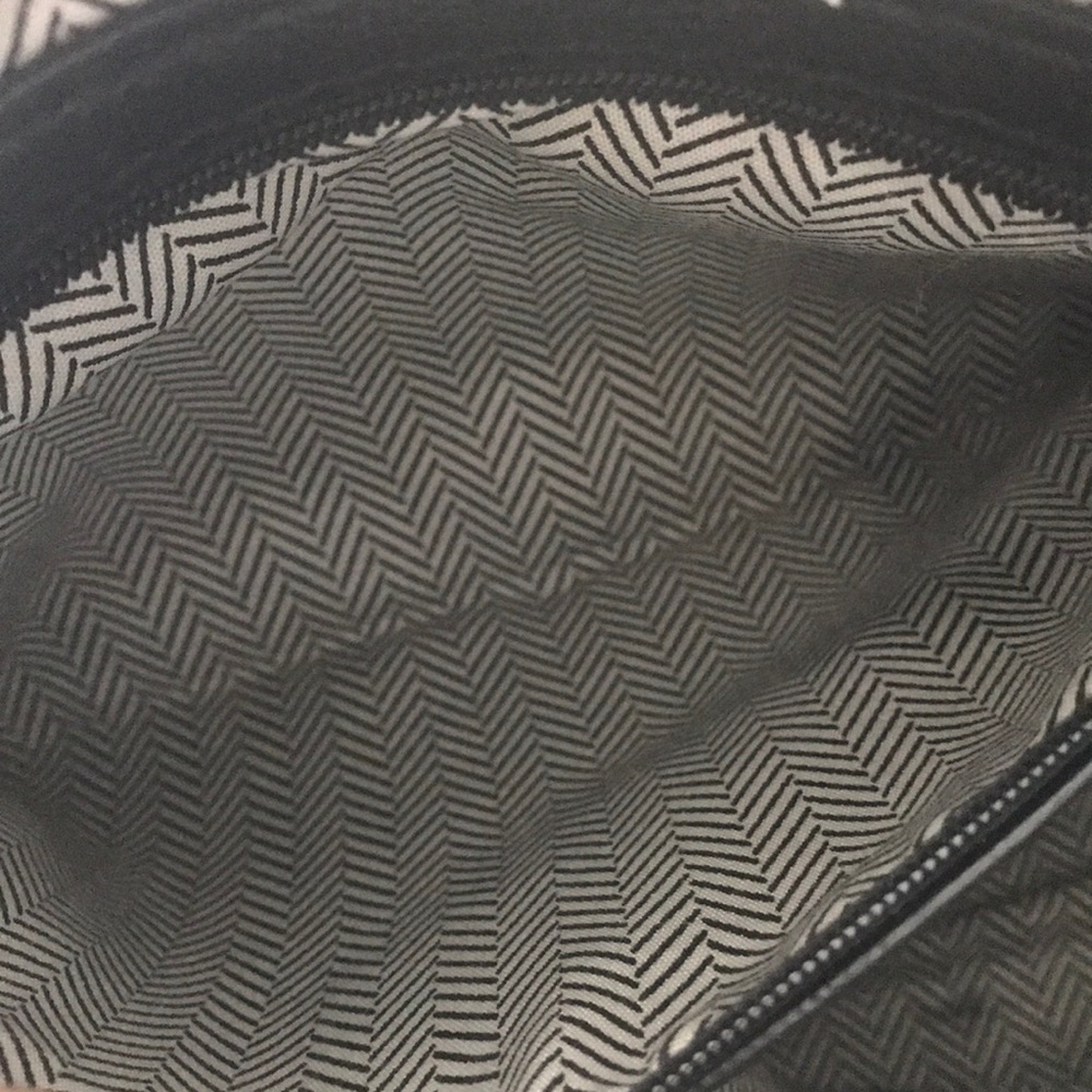 Purse - Picture 6 of 8
